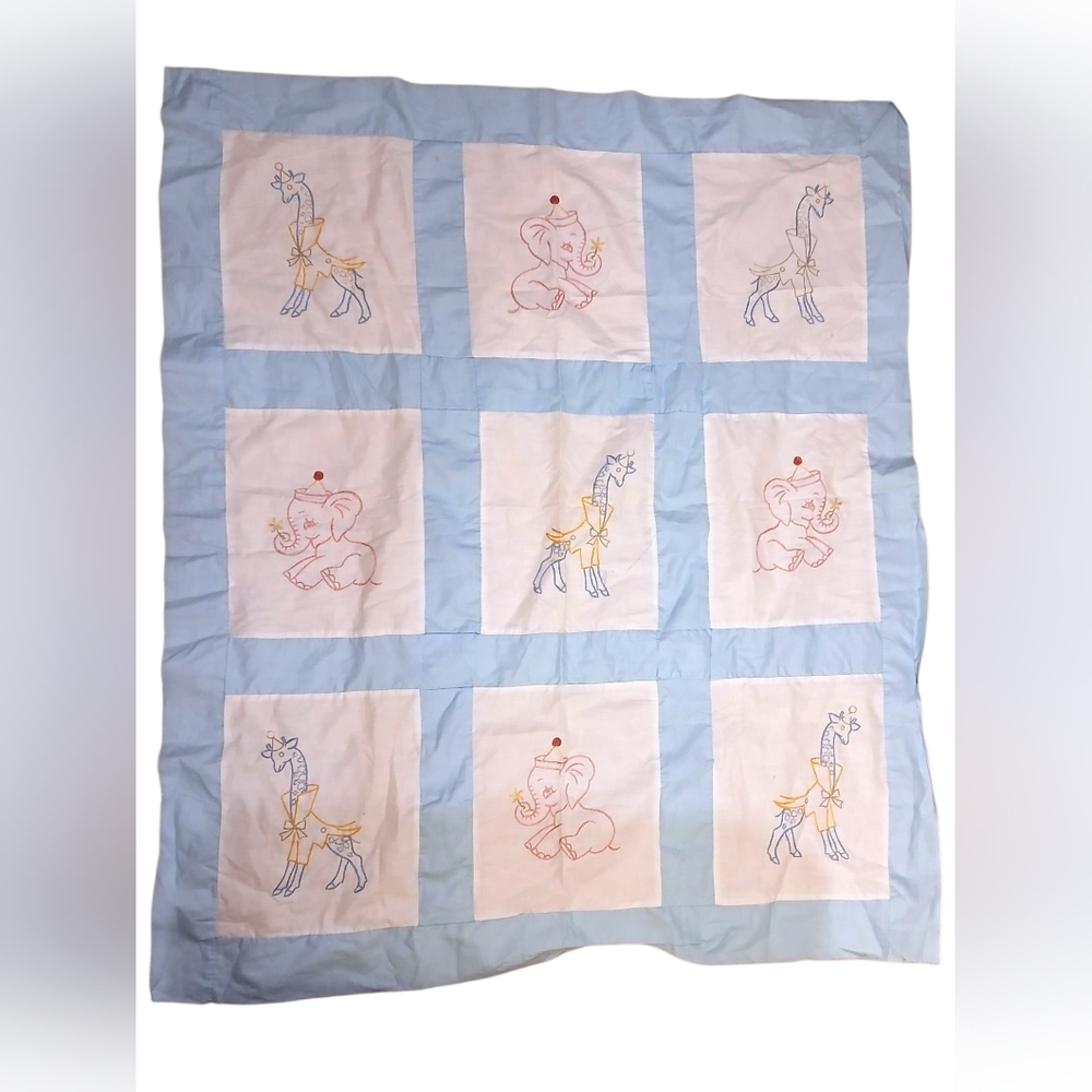 Vintage Quilt Topper Hand Made Hand Embroidred 9 Squares With Blue Edging